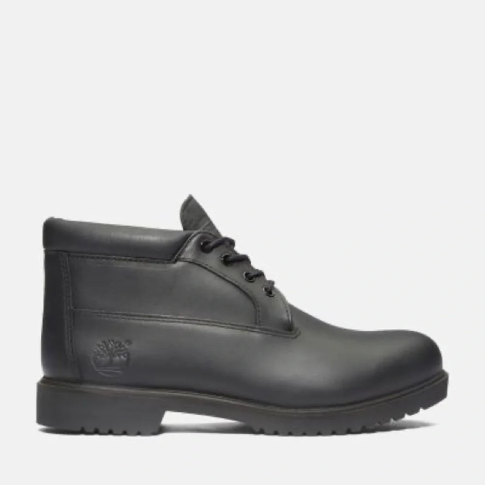 Timberland Men's Newman Waterproof Chukka Boots in Black